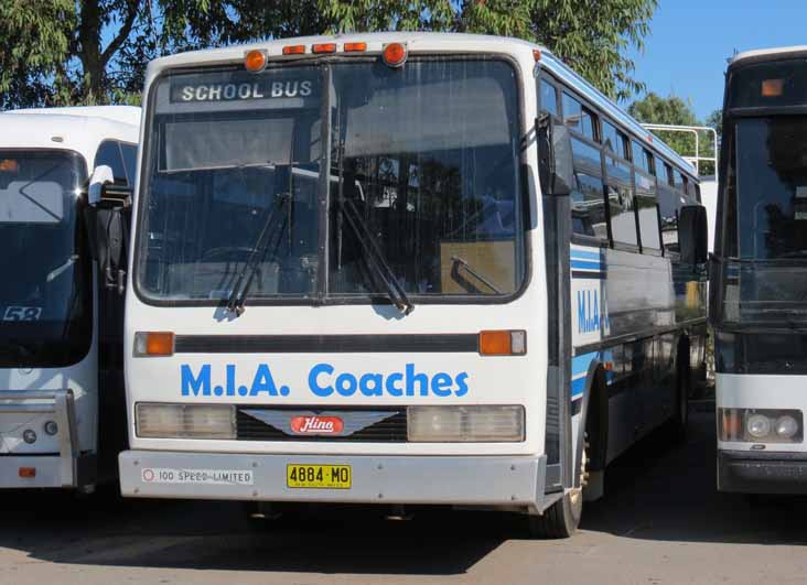 MIA Coaches Hino RG197K MCA 4884MO